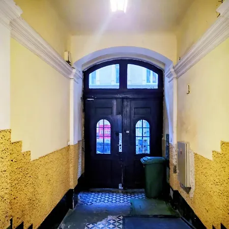 Apartment Nest Close To The Boulevard
