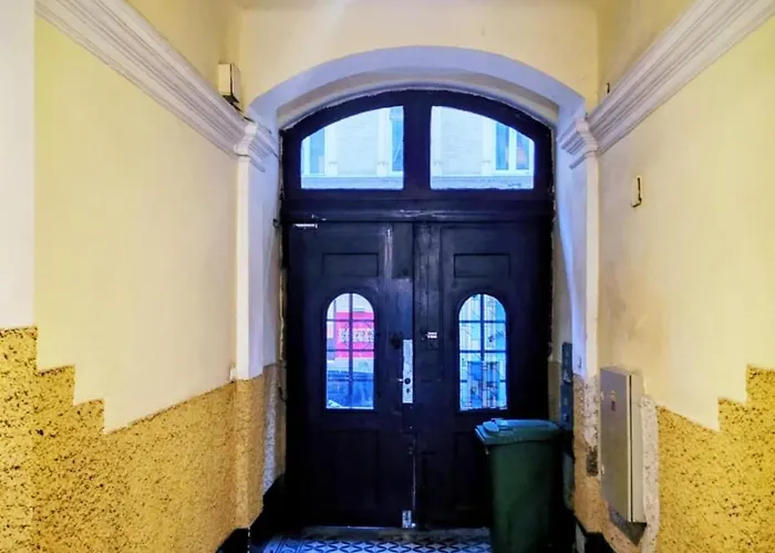 Apartman Nest Close To The Boulevard